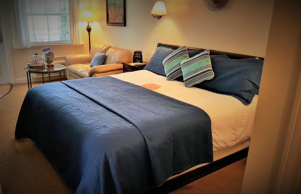 The Caribbean Court Boutique Hotel Vero Beach Buitenkant foto
